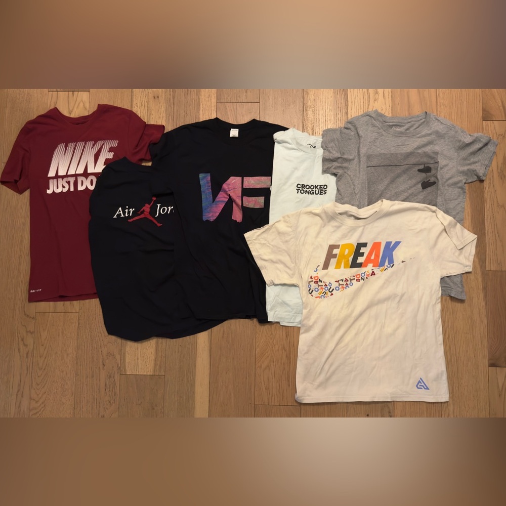 6 Trendy Graphic Tee Package